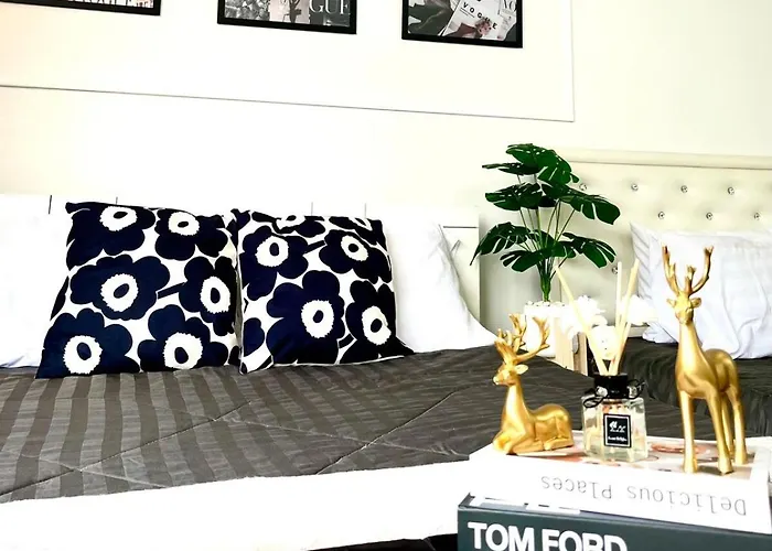 Impact Arena Twin Beds By Goodroom24 Bangkok